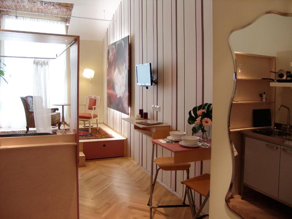 Wanz'Inn Design Appartements Vienne Chambre photo